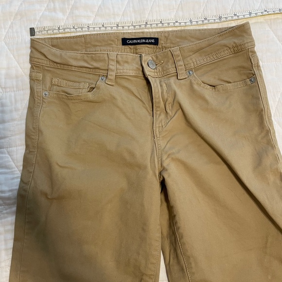 Calvin Klein Jeans khaki cropped pants - Picture 3 of 4